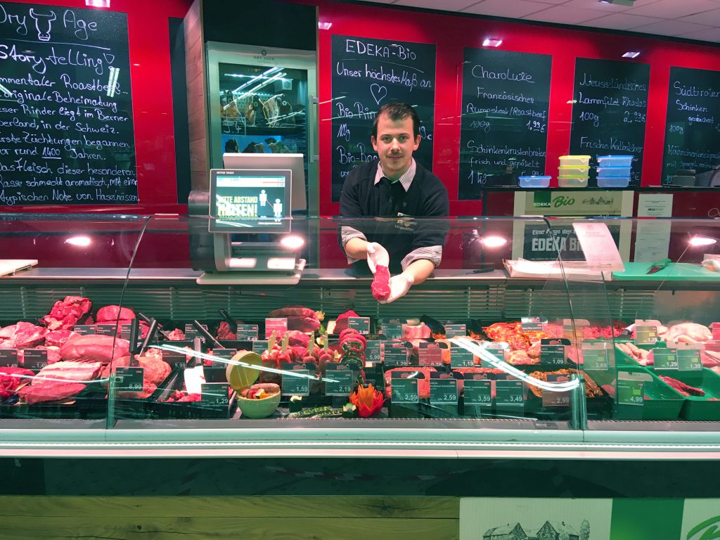 Fleisch Frischethek ein Hannover bei EDEKA Durasin im Stadtteil List in Hannover